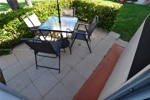 Villa ou maison à vendre à West Palm Beach, Floride: 1 chambre, 61.5 m2 № 2003198 - photo 26