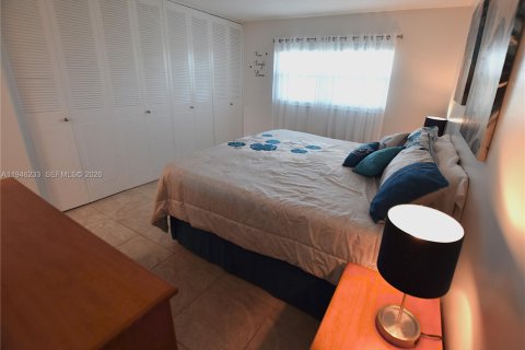 Villa ou maison à vendre à West Palm Beach, Floride: 1 chambre, 61.5 m2 № 2003198 - photo 20