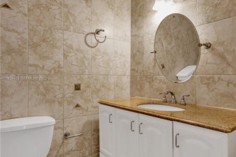 Immobilier commercial à vendre à Fort Lauderdale, Floride: 237.55 m2 № 1987797 - photo 30