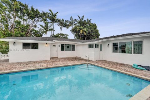 Immobilier commercial à vendre à Fort Lauderdale, Floride: 237.55 m2 № 1987797 - photo 10