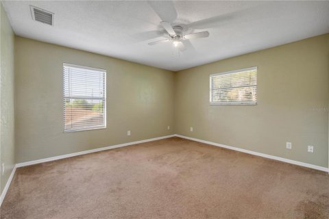House in New Smyrna Beach, Florida 3 bedrooms, 162.39 sq.m. № 1854657 - photo 18