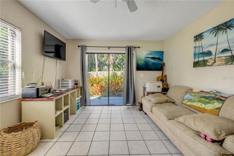 House in New Smyrna Beach, Florida 3 bedrooms, 162.39 sq.m. № 1854657 - photo 27