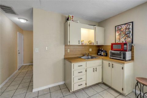 House in New Smyrna Beach, Florida 3 bedrooms, 162.39 sq.m. № 1854657 - photo 25