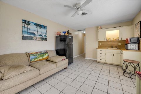 House in New Smyrna Beach, Florida 3 bedrooms, 162.39 sq.m. № 1854657 - photo 28