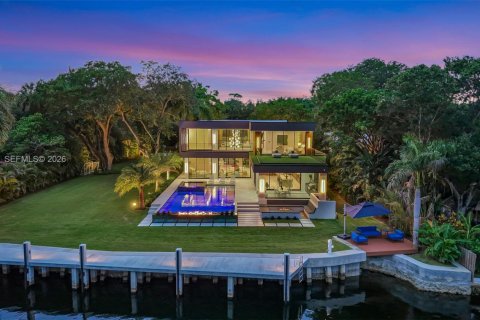 House in Fort Lauderdale, Florida 6 bedrooms, 618.54 sq.m. № 2186291 - photo 11