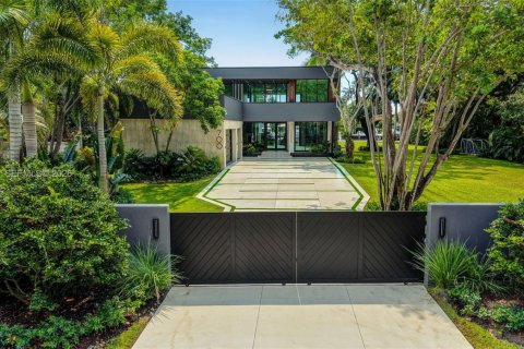 House in Fort Lauderdale, Florida 6 bedrooms, 618.54 sq.m. № 2186291 - photo 4