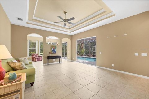 House in North Port, Florida 4 bedrooms, 252.14 sq.m. № 1631528 - photo 15