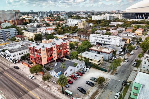 Immobilier commercial à Miami, Floride № 2032284
