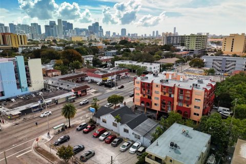 Immobilier commercial à vendre à Miami, Floride № 2032284 - photo 5