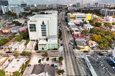 Immobilier commercial à vendre à Miami, Floride № 2032284 - photo 8