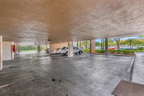 Copropriété à vendre à Pembroke Pines, Floride: 2 chambres, 99.41 m2 № 1992538 - photo 21