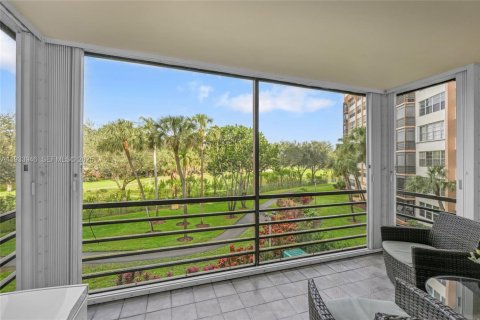Copropriété à vendre à Pembroke Pines, Floride: 2 chambres, 99.41 m2 № 1992538 - photo 9