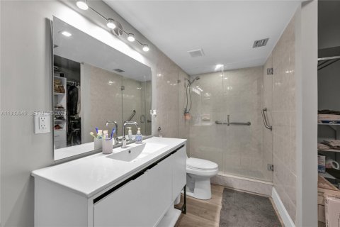 Copropriété à vendre à Pembroke Pines, Floride: 2 chambres, 99.41 m2 № 1992538 - photo 15