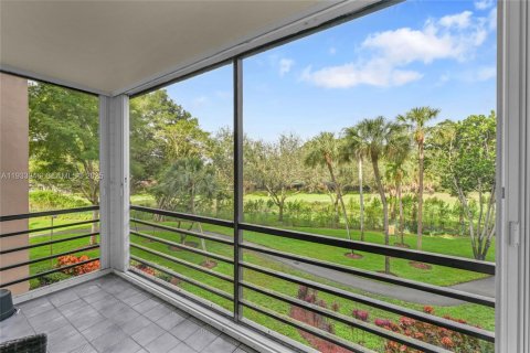 Copropriété à vendre à Pembroke Pines, Floride: 2 chambres, 99.41 m2 № 1992538 - photo 8