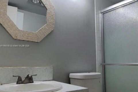 Condo in West Palm Beach, Florida, 1 bedroom  № 2081675 - photo 22