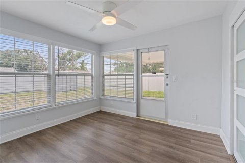 Villa ou maison à vendre à Saint Petersburg, Floride: 3 chambres, 123 m2 № 2151828 - photo 9