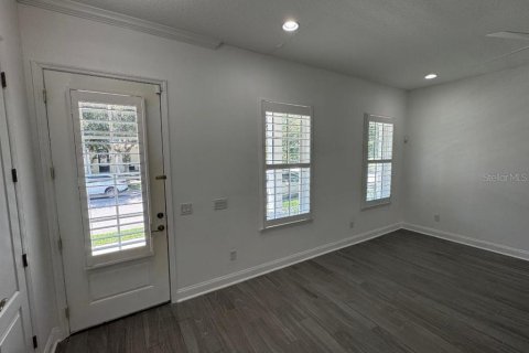 Adosado en alquiler en Celebration, Florida, 2 dormitorios, 153.75 m2 № 1906071 - foto 3