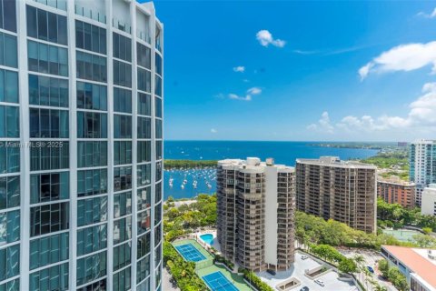 Condo in Miami, Florida, 2 bedrooms  № 1880053 - photo 3