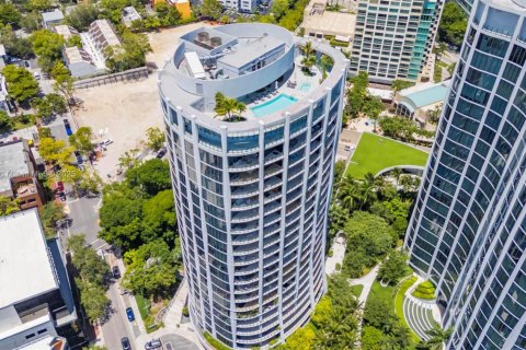 Condo in Miami, Florida, 2 bedrooms  № 1880053 - photo 25