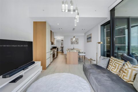 Condo in Miami, Florida, 2 bedrooms  № 1880053 - photo 10