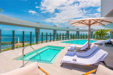 Condo in Miami, Florida, 2 bedrooms  № 1880053 - photo 22
