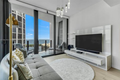 Condo in Miami, Florida, 2 bedrooms  № 1880053 - photo 7
