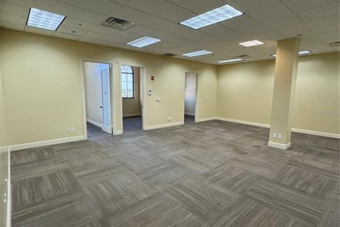 Propiedad comercial en alquiler en Port St. Lucie, Florida № 1085241 - foto 7