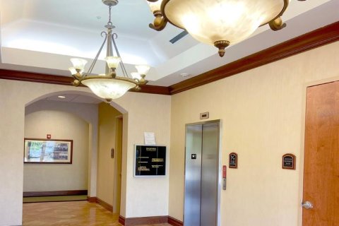 Propiedad comercial en alquiler en Port St. Lucie, Florida № 1085241 - foto 2