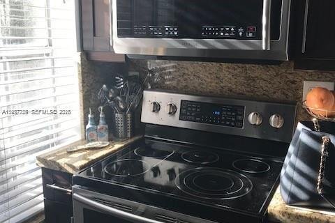 Appartement à louer à Miami, Floride: 3 chambres, 104.98 m2 № 1996517 - photo 4