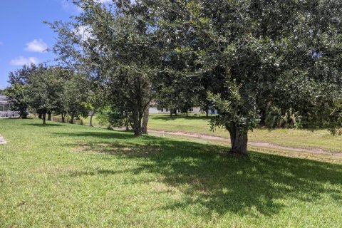 House in Port St. Lucie, Florida 4 bedrooms, 162.95 sq.m. № 2077446 - photo 16