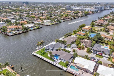 Casa en venta en Fort Lauderdale, Florida, 3 dormitorios, 236.62 m2 № 2175861 - foto 5