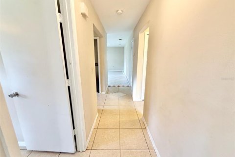 Condo in Kissimmee, Florida, 3 bedrooms  № 2202051 - photo 2