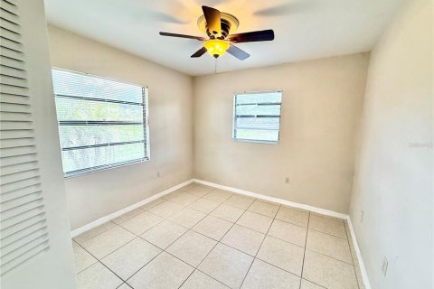 Condo in Kissimmee, Florida, 3 bedrooms  № 2202051 - photo 3