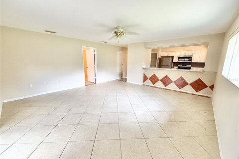 Condo in Kissimmee, Florida, 3 bedrooms  № 2202051 - photo 13
