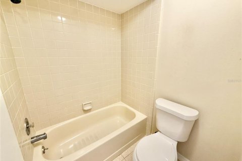 Condo in Kissimmee, Florida, 3 bedrooms  № 2202051 - photo 17