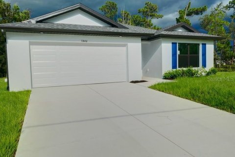 House in Punta Gorda, Florida 3 bedrooms, 144 sq.m. № 1846896 - photo 1