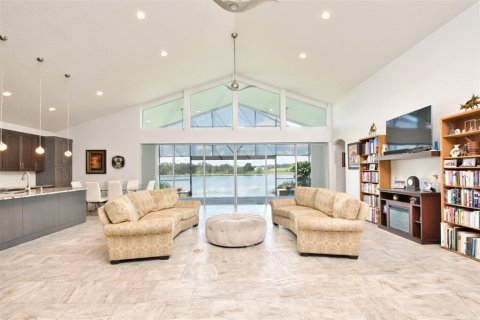 Villa ou maison à vendre à Clermont, Floride: 3 chambres, 290.6 m2 № 1898804 - photo 6