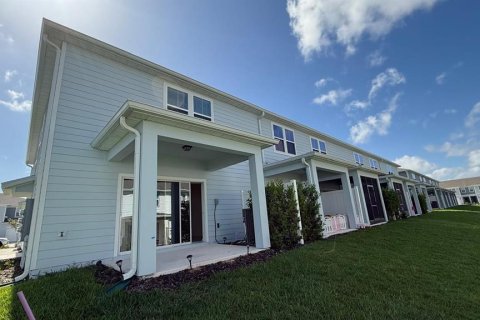 Touwnhouse à louer à Davenport, Floride: 3 chambres, 166.85 m2 № 2399344 - photo 2