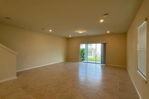 Touwnhouse à louer à Davenport, Floride: 3 chambres, 166.85 m2 № 2399344 - photo 7