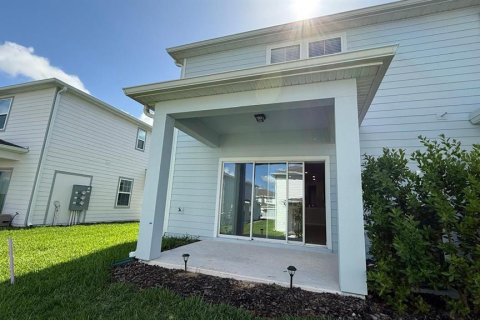 Touwnhouse à Davenport, Floride 3 chambres, 166.85 m2 № 2399344