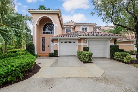Adosado en alquiler en Palm Beach Gardens, Florida, 3 dormitorios, 187.01 m2 № 998704 - foto 1