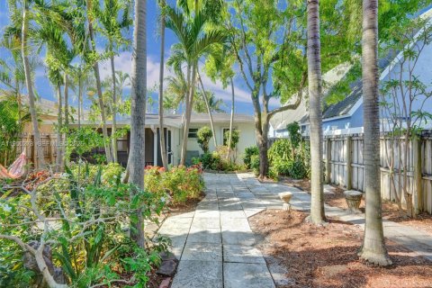 Villa ou maison à louer à Oakland Park, Floride: 2 chambres, 93.65 m2 № 2007493 - photo 28