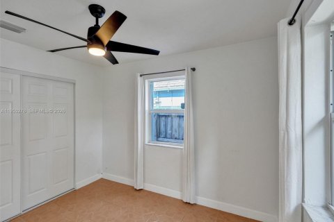 Villa ou maison à louer à Oakland Park, Floride: 2 chambres, 93.65 m2 № 2007493 - photo 16