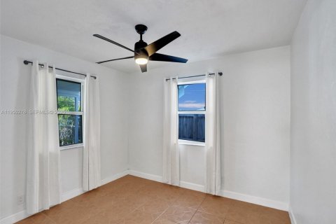 Villa ou maison à louer à Oakland Park, Floride: 2 chambres, 93.65 m2 № 2007493 - photo 20