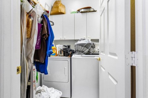 Купить виллу или дом в Бойнтон-Бич, Флорида 8 комнат, 163.04м2, № 2085916 - фото 23