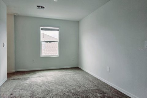 House in Winter Haven, Florida 5 bedrooms, 209.4 sq.m. № 2151344 - photo 10