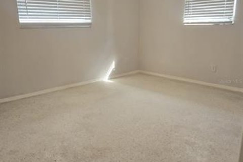 Снять в аренду виллу или дом в Энглвуд, Флорида 7 комнат, 93.83м2, № 1522823 - фото 9