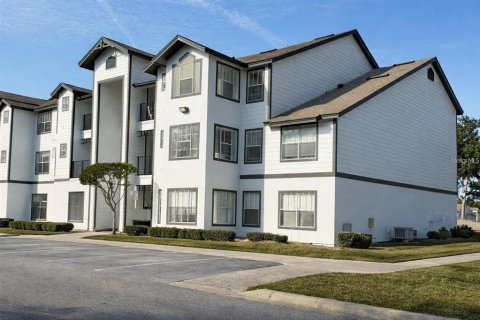 Copropriété à louer à Kissimmee, Floride: 2 chambres, 95.32 m2 № 2386500 - photo 2