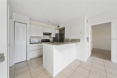 Copropriété à louer à Kissimmee, Floride: 2 chambres, 95.32 m2 № 2386500 - photo 29