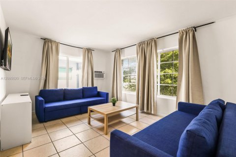 Condo à Miami Beach, Floride, 1 chambre № 2360163